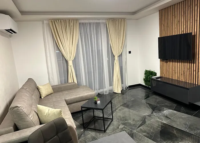 Ka Luxury 1 アパート カザンラク